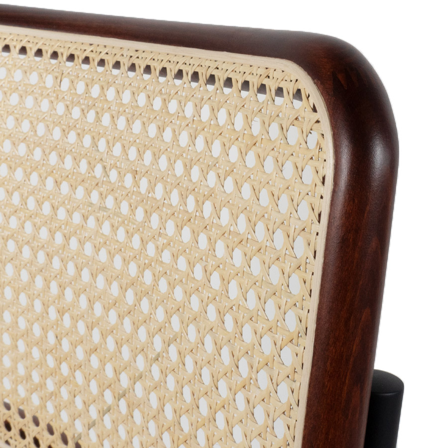 THONET Stahlrohr-Freischwinger S 32 V Buche gebeizt mahagoni - Gestell schwarz - Nahaufnahme