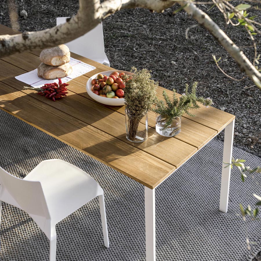Kristalia be-Easy | Gartentisch | Beispielbild