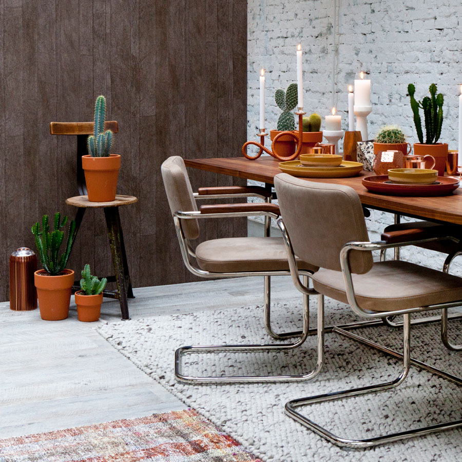 THONET Tischreihe S 1070/1071/1072 - Beispielbild