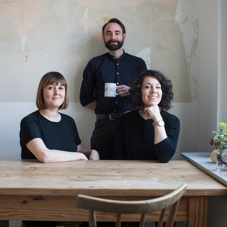 Njustudio Team