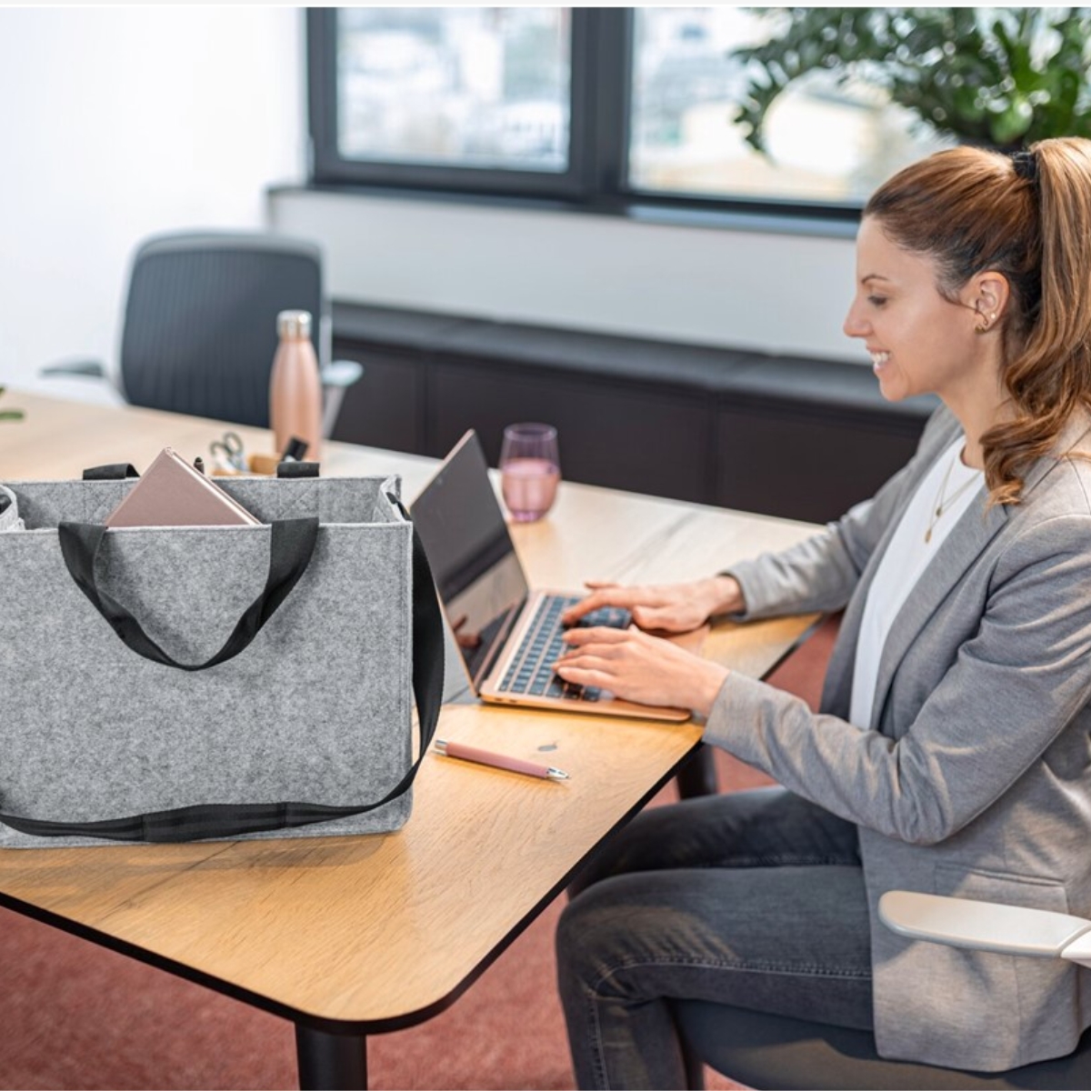 SIGEL Desk Sharing Bag Classic M Hellgrau (7)