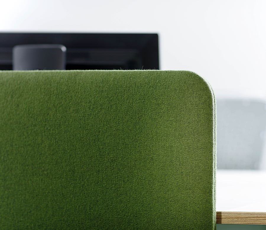 Cascando Pillow Desk Detail 3