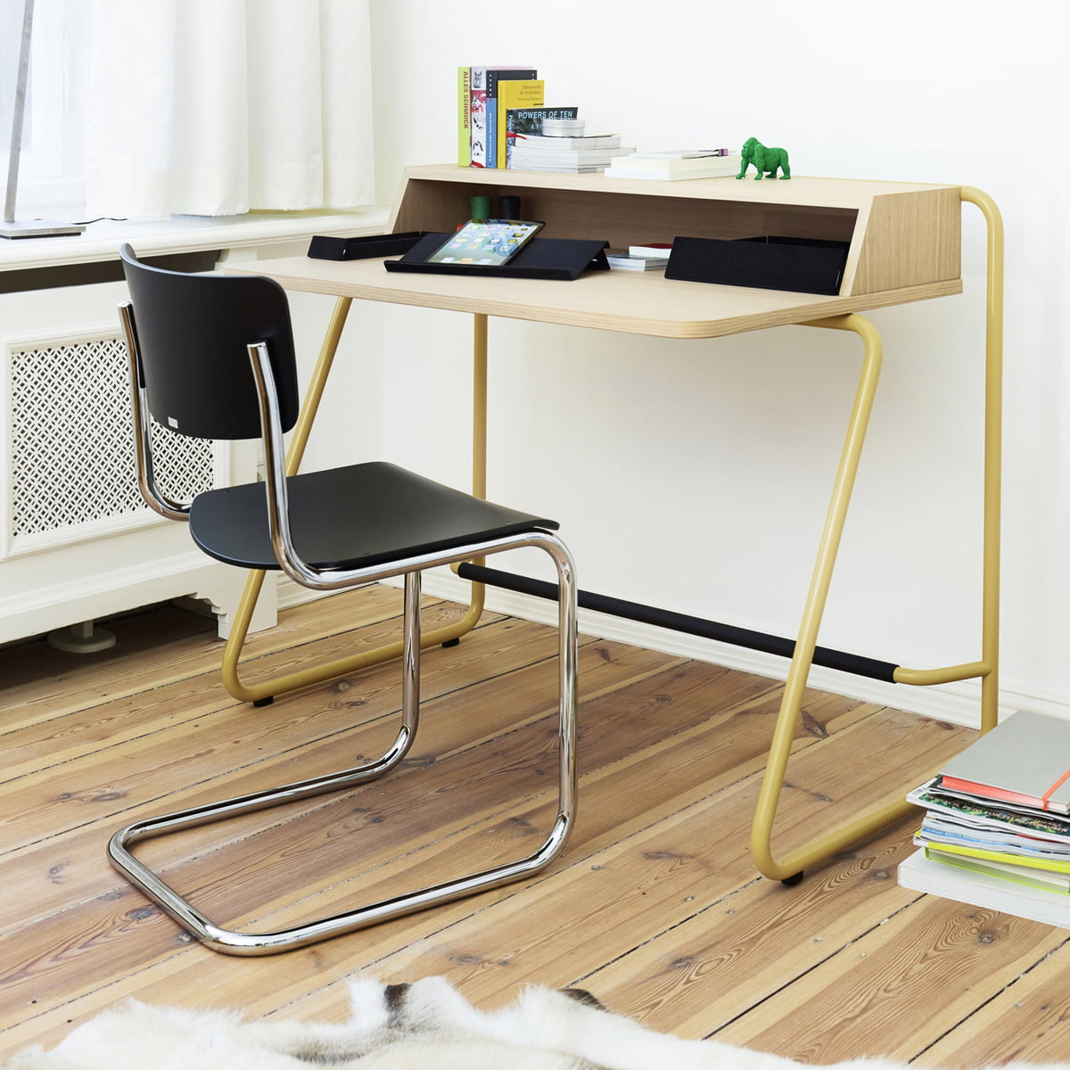 THONET Stahlrohr-Freischwinger S 43 Formholzschale schwarz gebeizt - Gestell verchromt