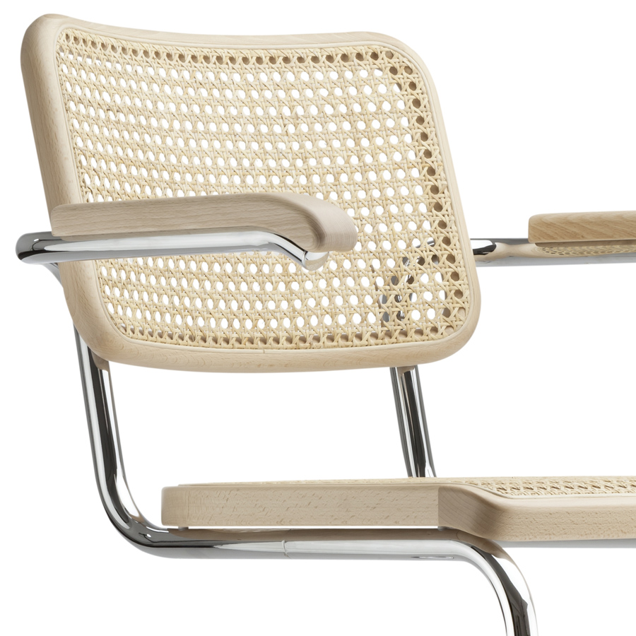 THONET S 64 V | Buche Natur | Stahlrohr-Freischwinger mit Armlehnen | Nahaufnahme