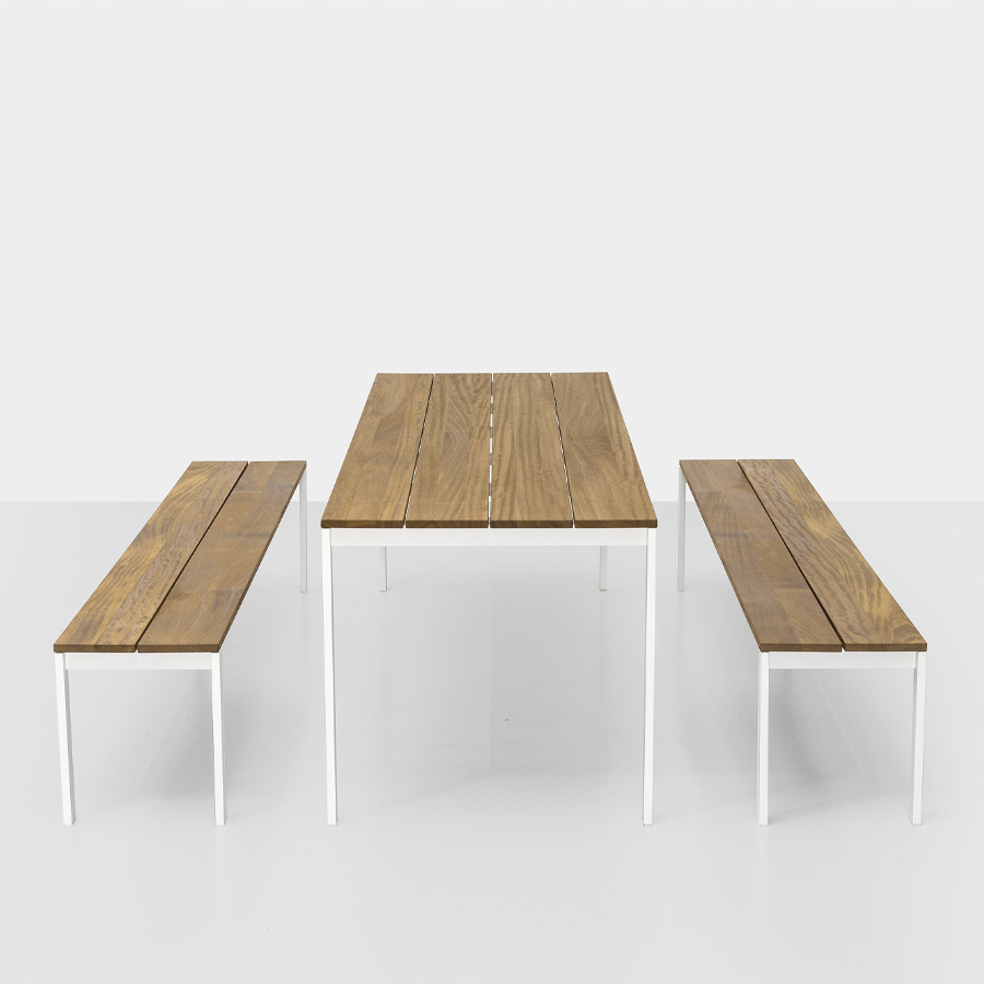 Kristalia be-Easy | Outdoor Tisch | Slatted Teakholz Platte | Gestell weiß