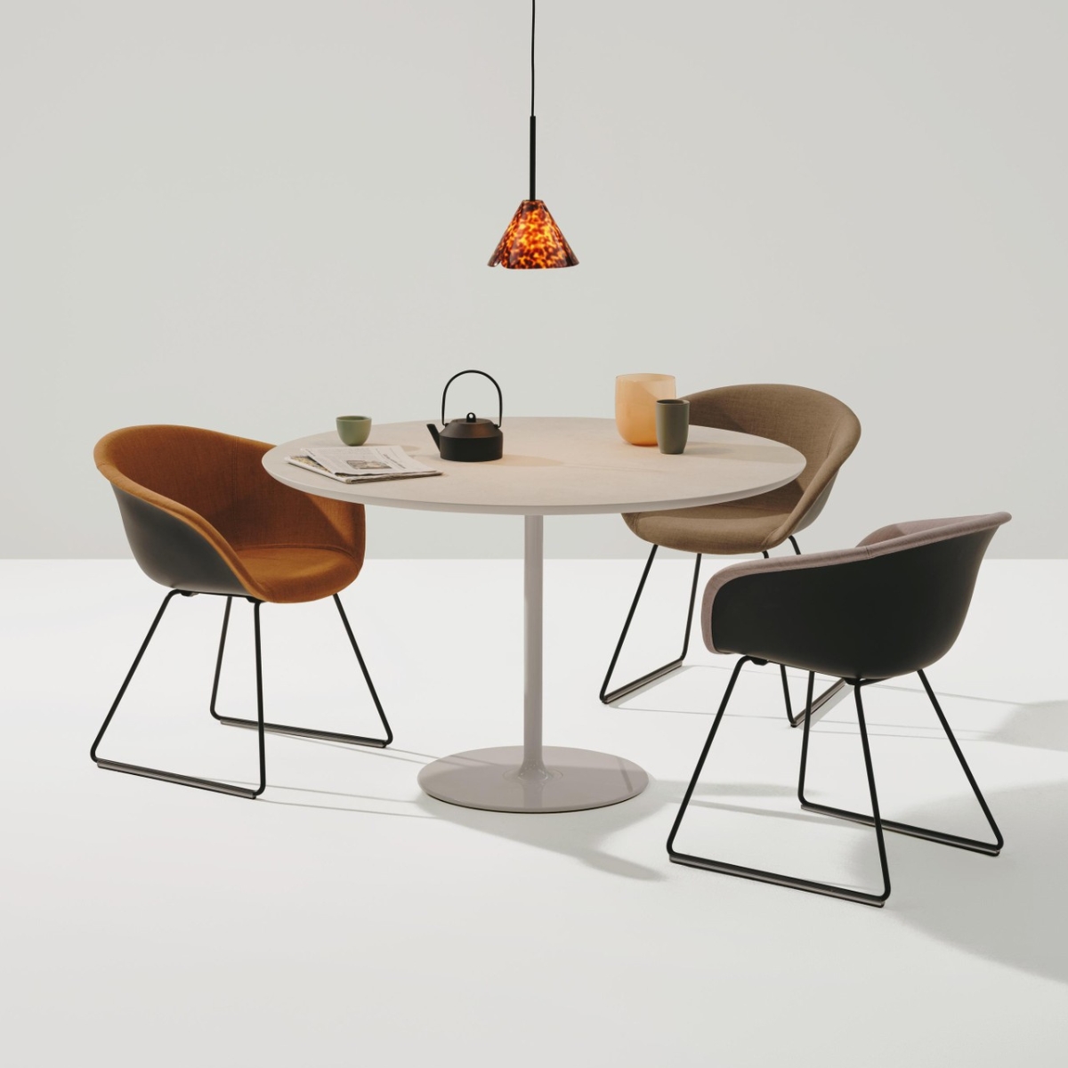 Arper DUNA 02 4201 Stuhl | Kufengestell | verschiedene Farben
