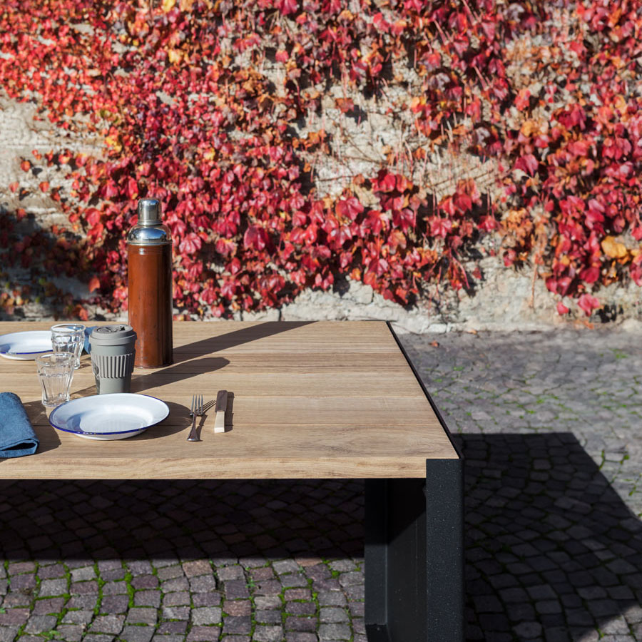 lapalma Panco Outdoor Tisch mit Gestell anthrazit