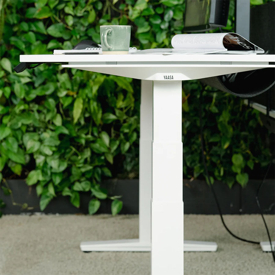 Yaasa Desk Expert Gestell weiß, Tischplatte Weiß